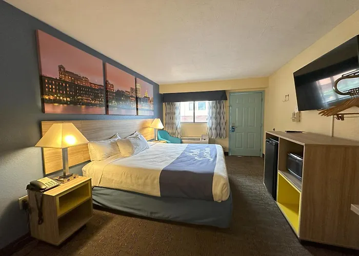 Days Inn by Wyndham Renfro Valley Mount Vernon