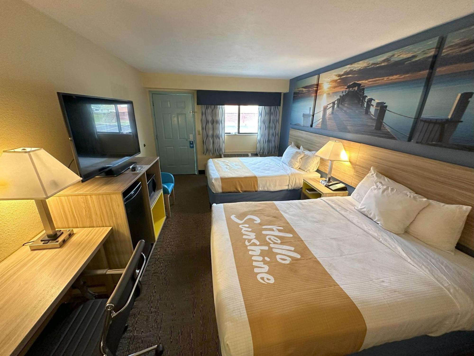 Hotel Days By Wyndham Renfro Valley 2*